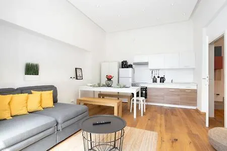 Oktoberfest Oasis For Up To 12 Apartment Munich